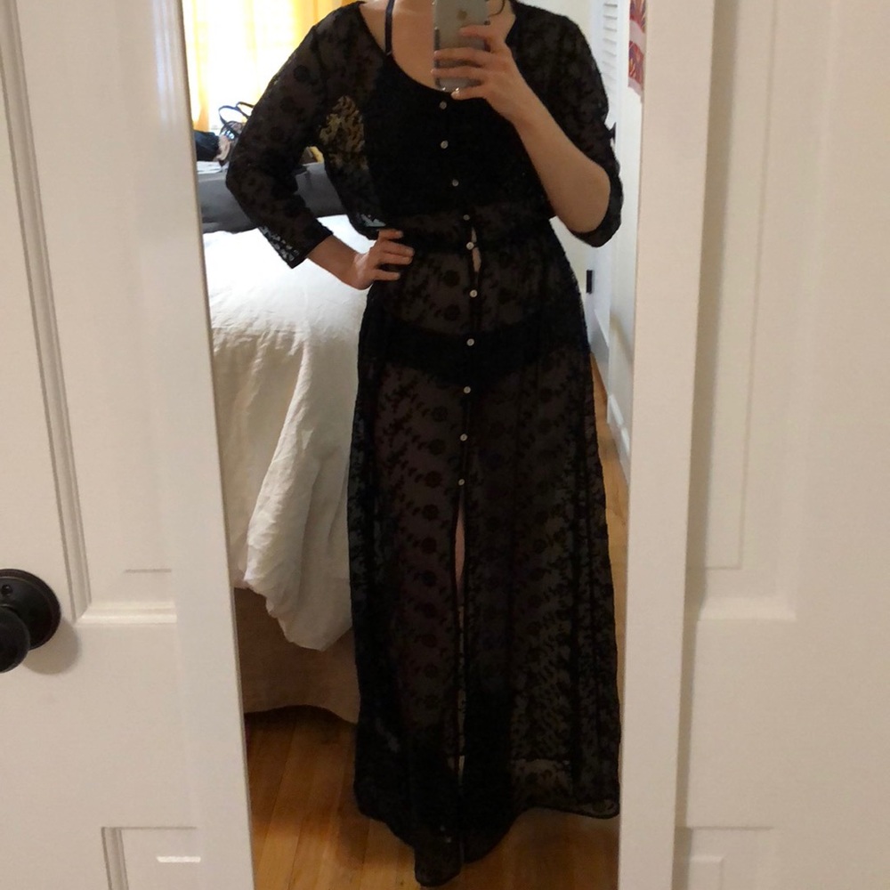Forever 21 lace maxi dress
